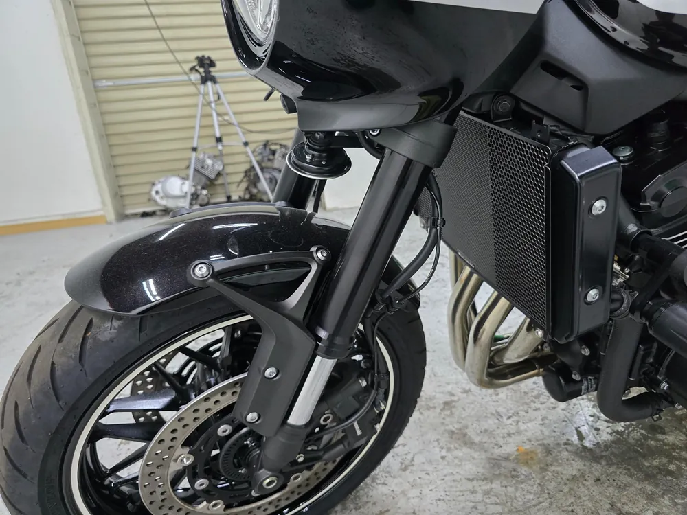 Kawasaki Z900RS 2022, чёрный, фото 11