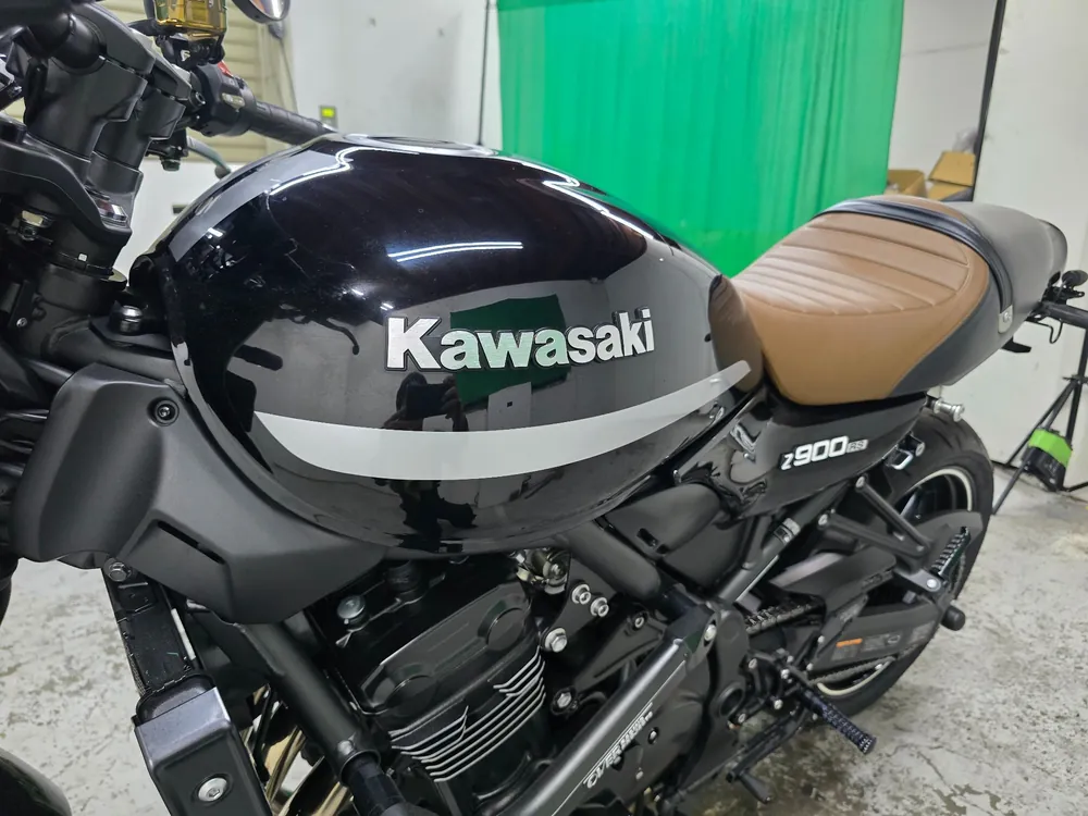 Kawasaki Z900RS 2022, чёрный, фото 16