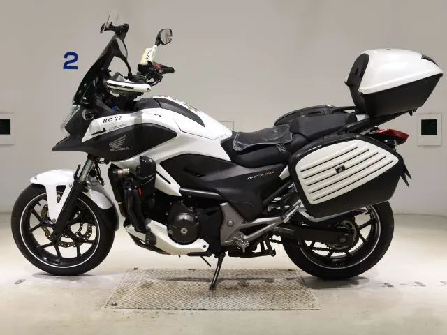 Honda Nc750Xdld 2016, белый, фото 2