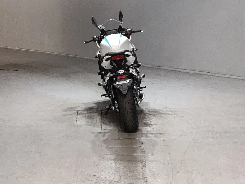 Honda CBR650R 2023, белый, фото 4