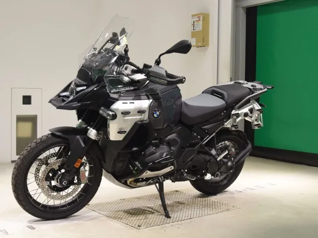 BMW R1300GS Adventure 2026, black | silver, фото 4
