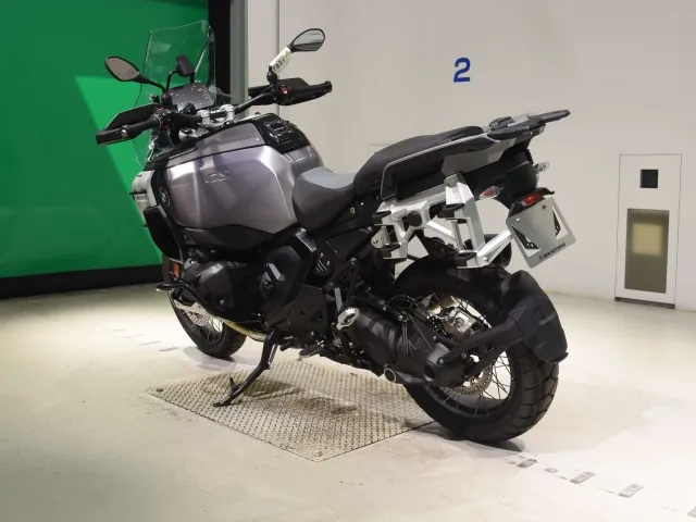 BMW R1300GS Adventure 2026, black | silver, фото 6