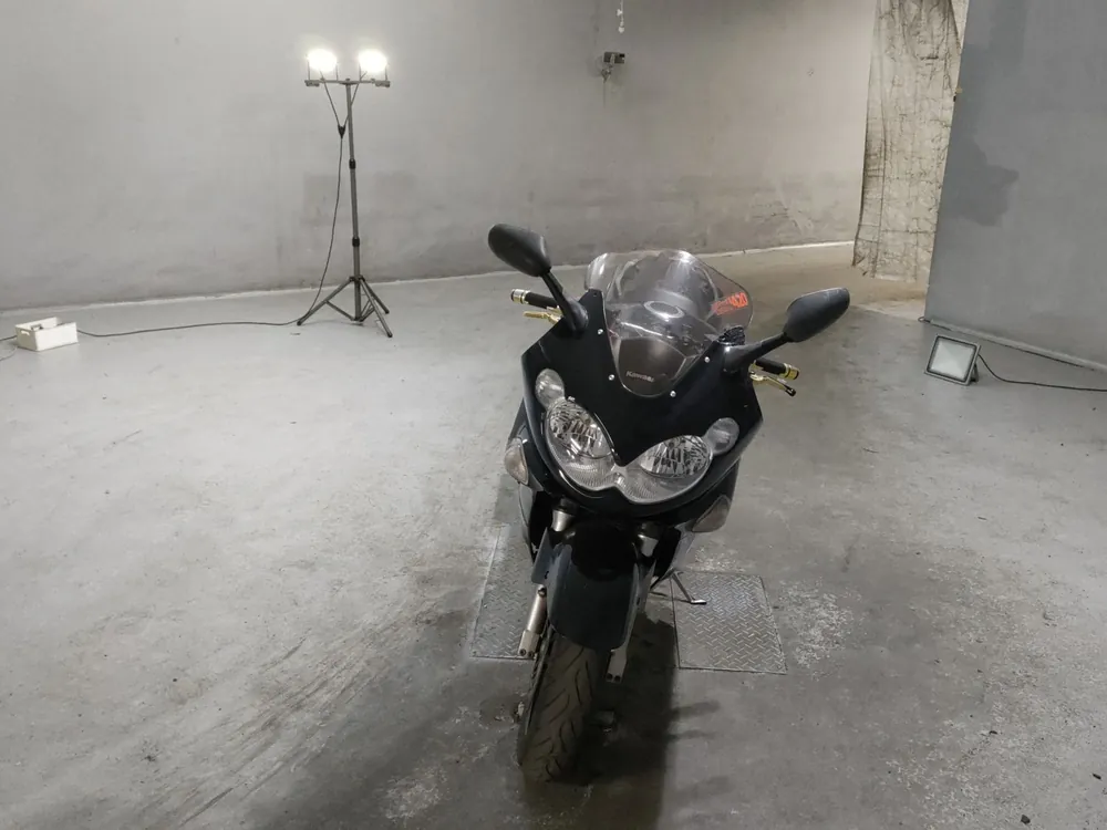 Kawasaki ZZ-R1200 2002, чёрный, фото 3