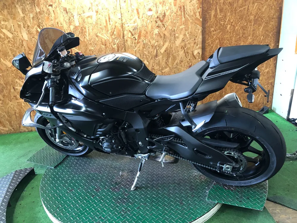 Yamaha YZF-R1M 2025, чёрный, фото 3