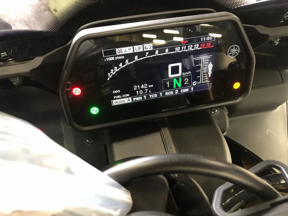 Yamaha YZF-R1M 2025, чёрный, фото 5
