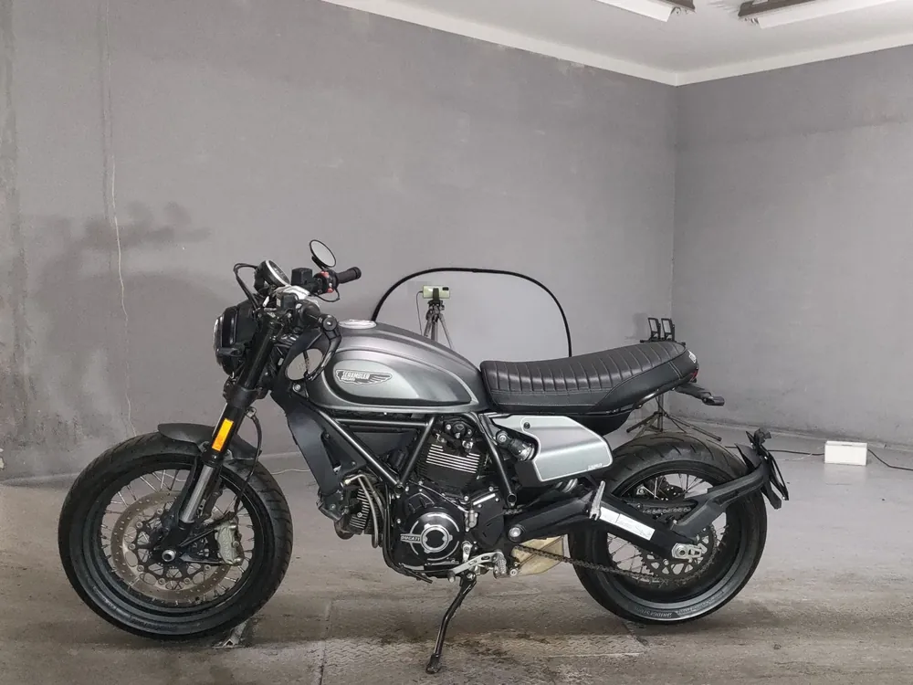 Ducati Scrambler Night Shift 2022, серый, фото 2