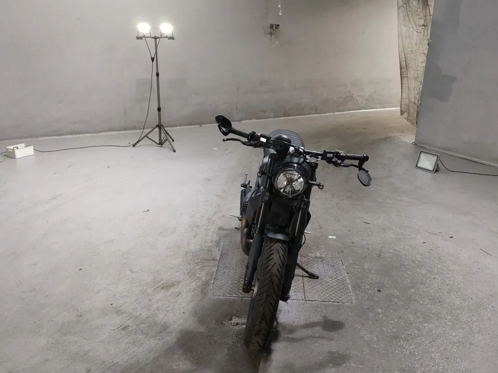 Ducati Scrambler Night Shift 2022, серый, фото 3
