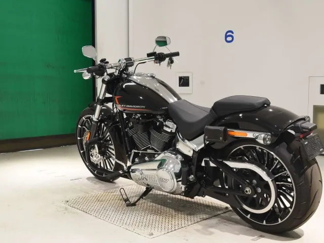 Harley-Davidson FXBR1920 2023, чёрный, фото 6