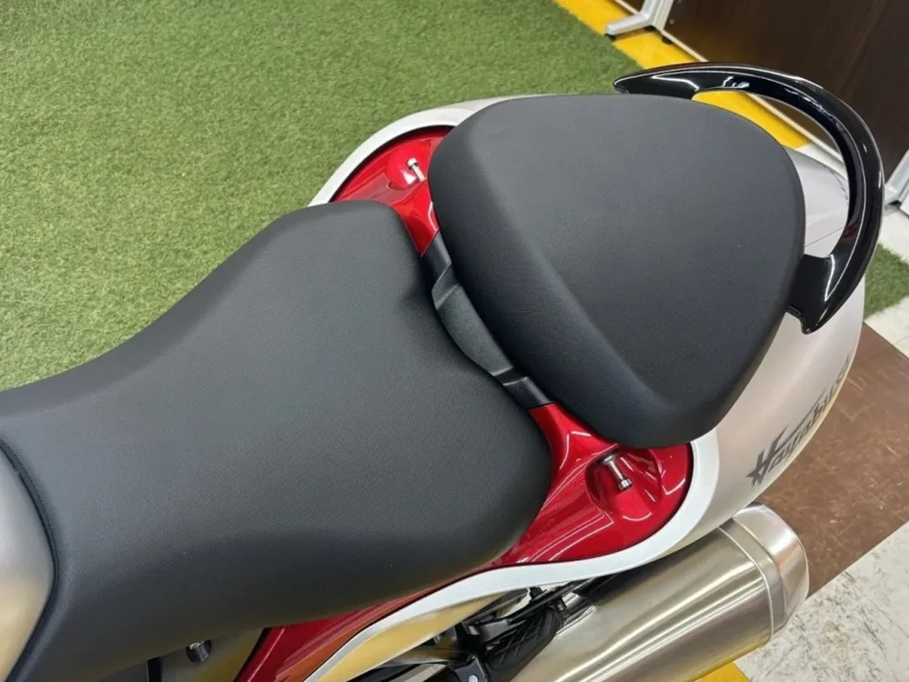 Suzuki Hayabusa 2021, чёрный, серебристый, фото 8