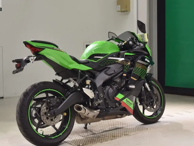 Kawasaki Ninja ZX-25R, black | green, фото 5