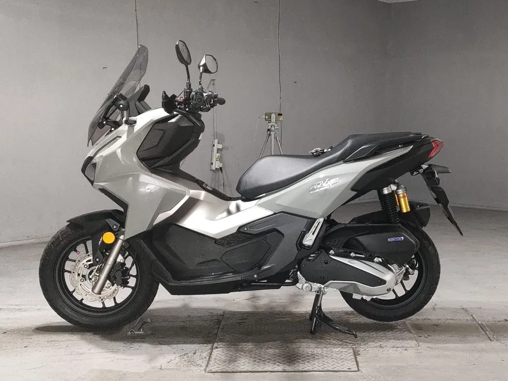 Honda ADV160, серый, фото 2