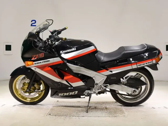 Kawasaki ZX-10 1991, красный, чёрный, фото 2