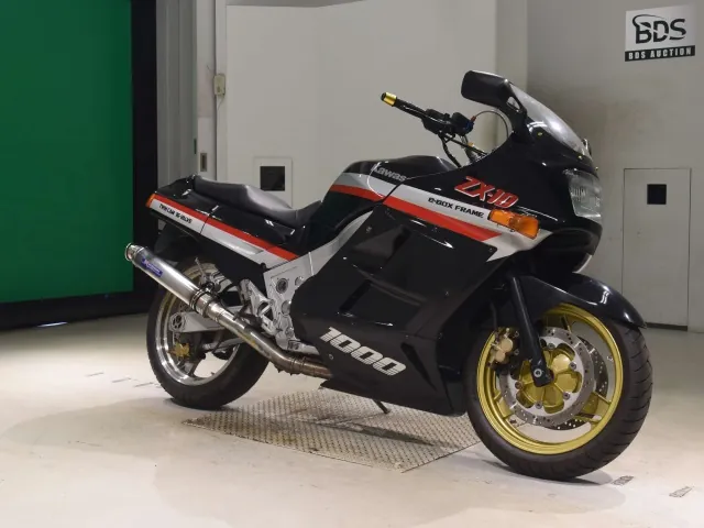 Kawasaki ZX-10 1991, красный, чёрный, фото 3