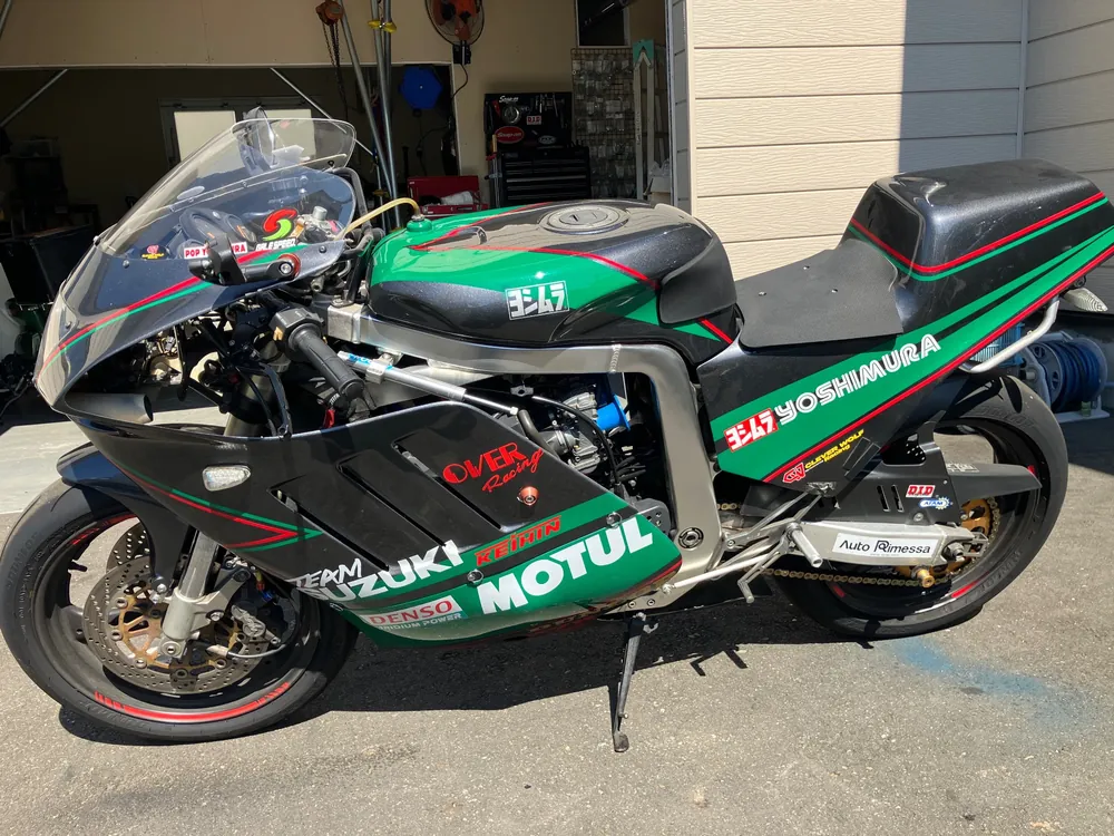 Suzuki GSX-R400R 1993, green/gray, фото 4