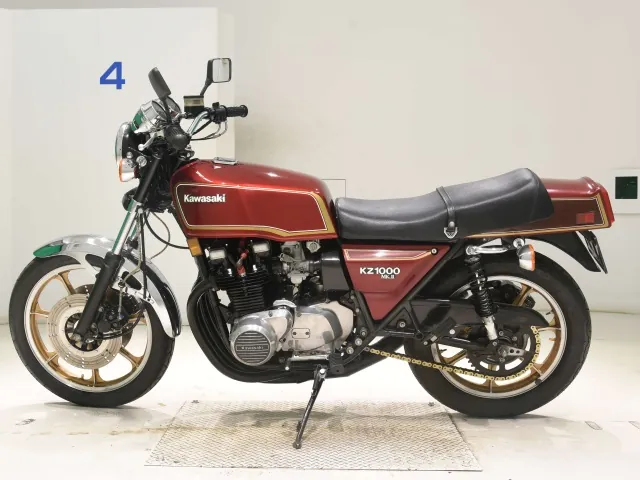 Kawasaki Z750D1 1979, красный, фото 2