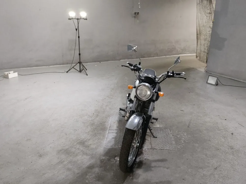 Kawasaki Estrella, white/black, фото 3