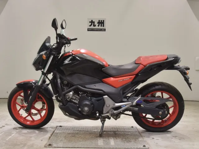 Honda NC750S-2 2016, red | black, фото 2