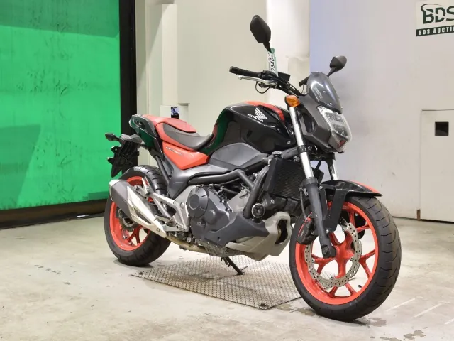 Honda NC750S-2 2016, red | black, фото 3