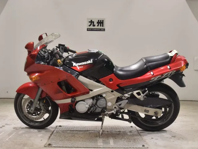 Kawasaki ZX400N 2001, красный, чёрный, фото 2