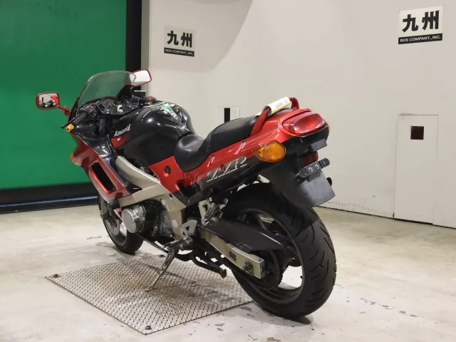 Kawasaki ZX400N 2001, красный, чёрный, фото 6