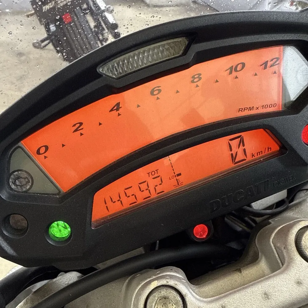 Ducati Monster 696 2009, фото 8