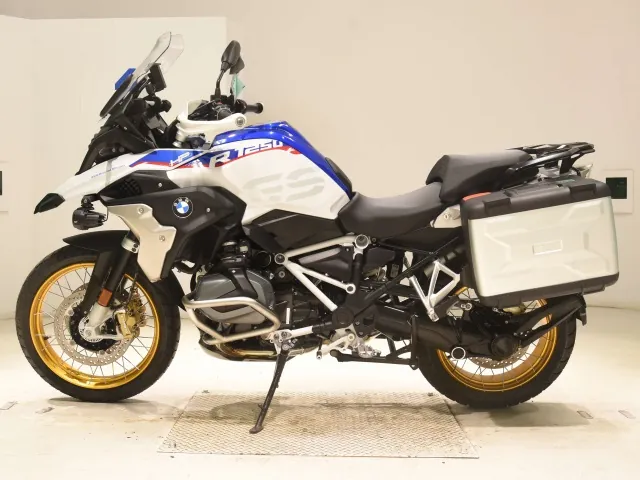 BMW R1250Gs 2020, белый, красный, синий, фото 2