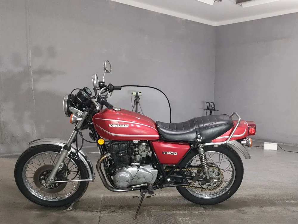 Kawasaki Z400 1979, красный, фото 2