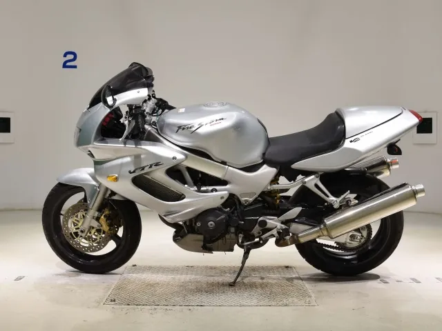 Honda VTR1000F 1998, серебристый, фото 2