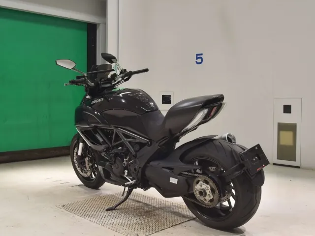 Ducati Diavel 2012, чёрный, фото 6