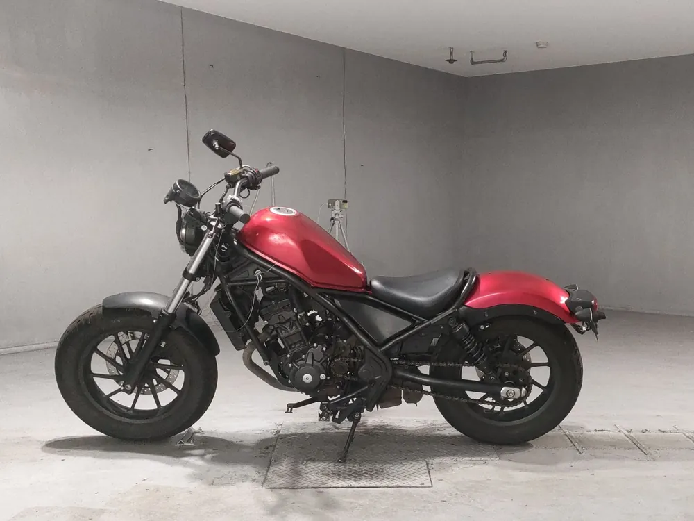 Honda Rebel 250, красный, фото 2