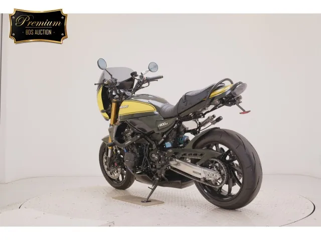 Kawasaki Z900RS 2024, зелёный, фото 6