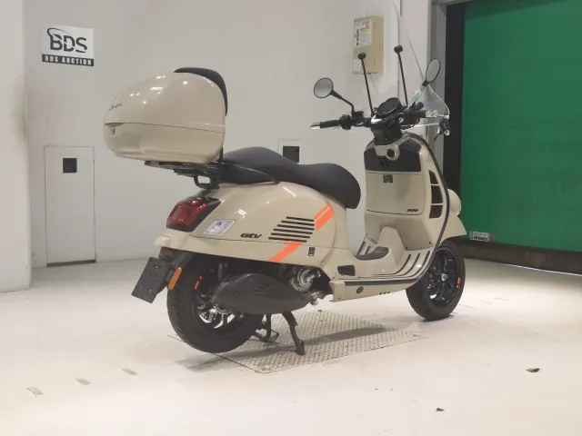 Vespa Gtv300 2024, бежевый, фото 5