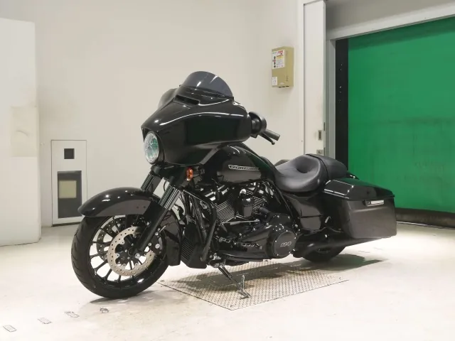 Harley-Davidson FLHXS1870 2019, чёрный, фото 4