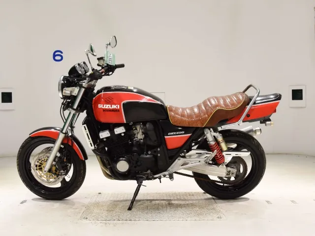 Suzuki GSX400 Impulse 1996, красный, чёрный, фото 2