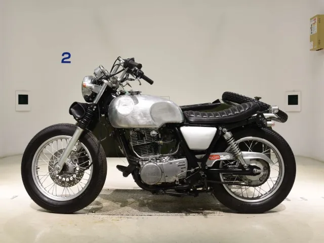 Yamaha SR400 2001, серебристый, фото 2