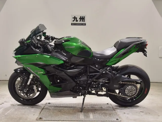 Kawasaki Ninja H2 SX 2021, чёрный, зелёный, фото 2