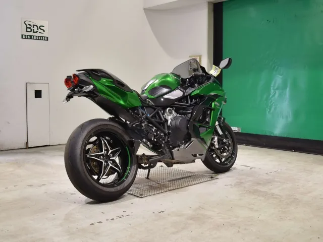 Kawasaki Ninja H2 SX 2021, чёрный, зелёный, фото 5