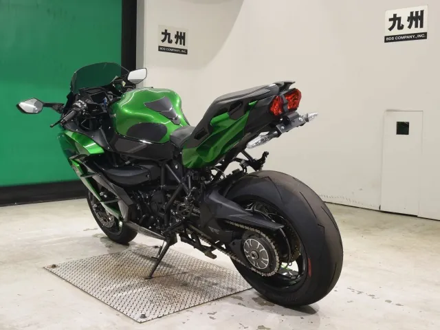 Kawasaki Ninja H2 SX 2021, чёрный, зелёный, фото 6