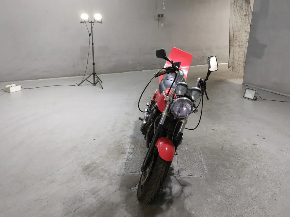 Kawasaki Zephyr 400 2009, красный, фото 3