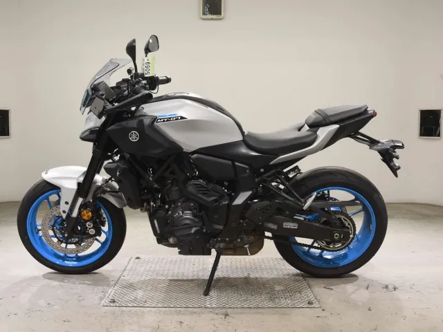 Yamaha Mt-07-3Amt 2025, серый, фото 2