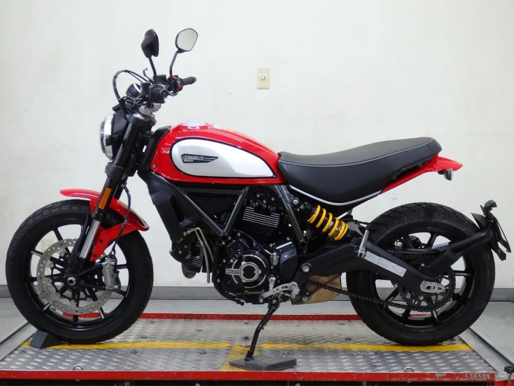 Ducati Scrambler Night Shift 2022, red/silver, фото 2