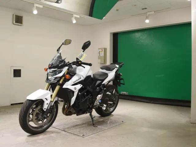 Suzuki GSR750 2013, белый, фото 4