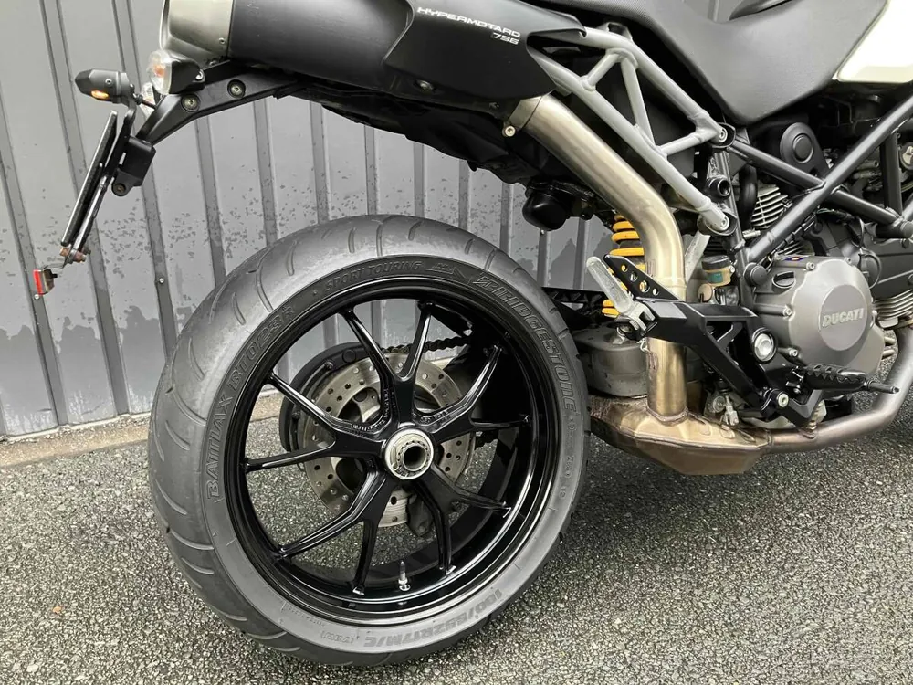 Ducati Hypermotard 796 2024, фото 3