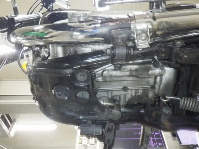 Yamaha SR400 2008, чёрный, фото 7