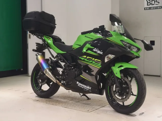 Kawasaki Ninja 400 2018, зелёный, фото 3