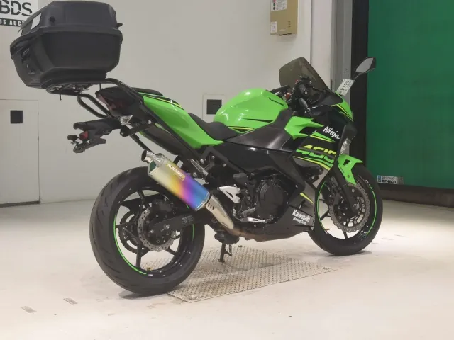 Kawasaki Ninja 400 2018, зелёный, фото 5