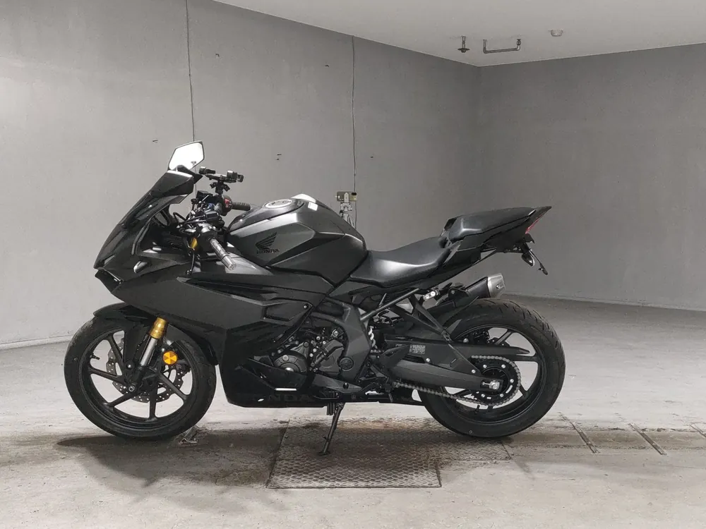 Honda CBR250RR, чёрный, фото 2