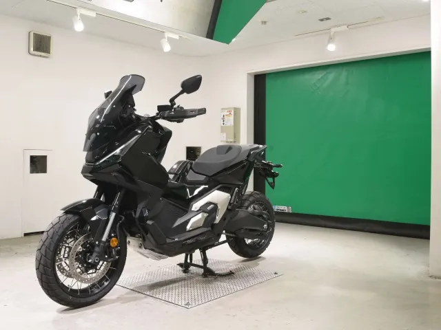 Honda X-ADV750 2026, чёрный, фото 4