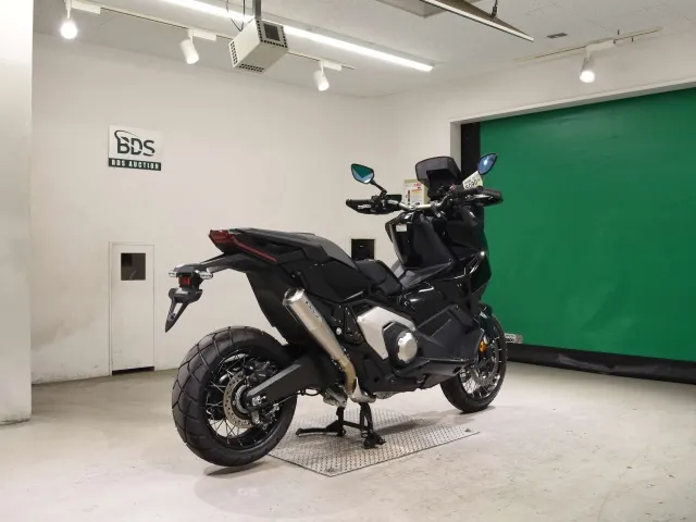 Honda X-ADV750 2026, чёрный, фото 5