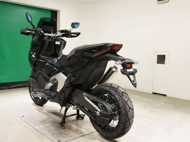 Honda X-ADV750 2026, чёрный, фото 6